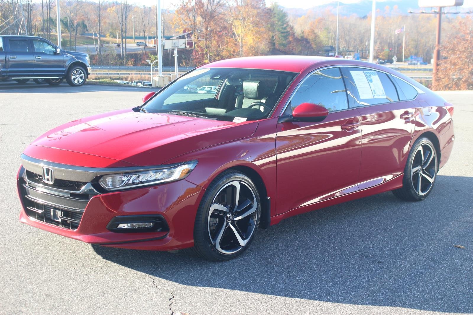 2020 Honda Accord Sport photo 3
