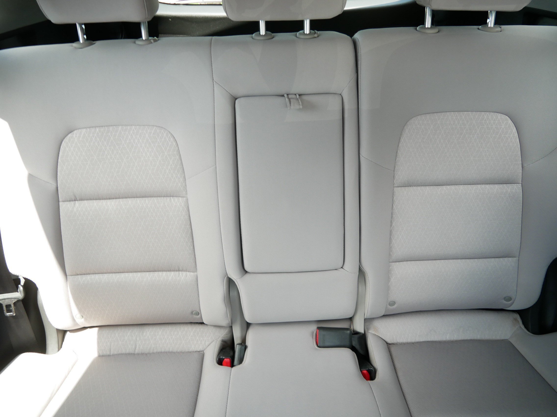 Used 2017 Coliseum Gray Hyundai Sport image 13