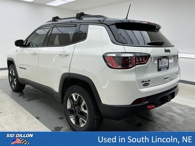 Used 2018 White Clearcoat Jeep Trailhawk image 6
