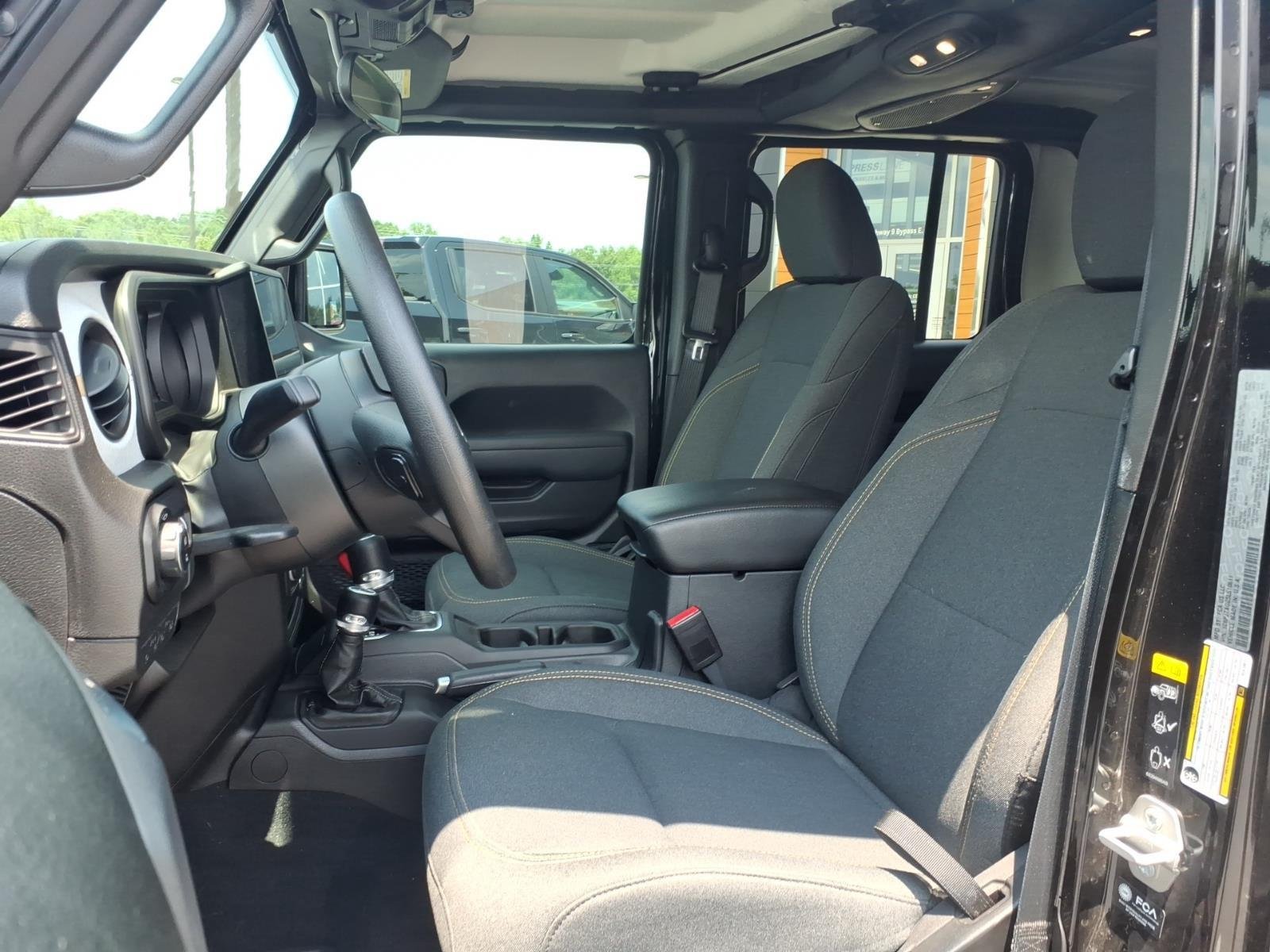 Used 2025 Black Clearcoat Jeep Nighthawk image 16