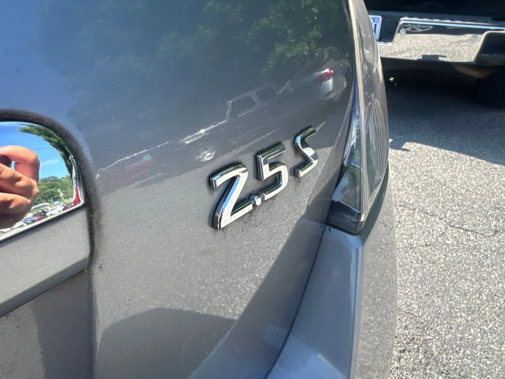 Used 2009 Gray Nissan 2.5 S image 10