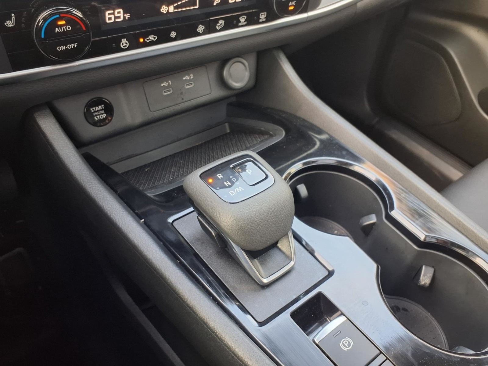 2026 Nissan Rogue photo 27 of 28