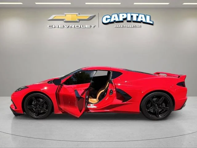 Used 2021 TORCH RED Chevrolet 2LT image 9