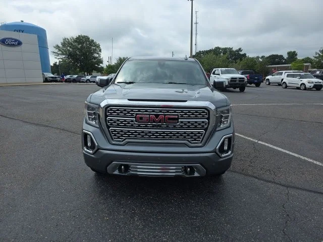 Used 2019 Gray GMC Denali image 7