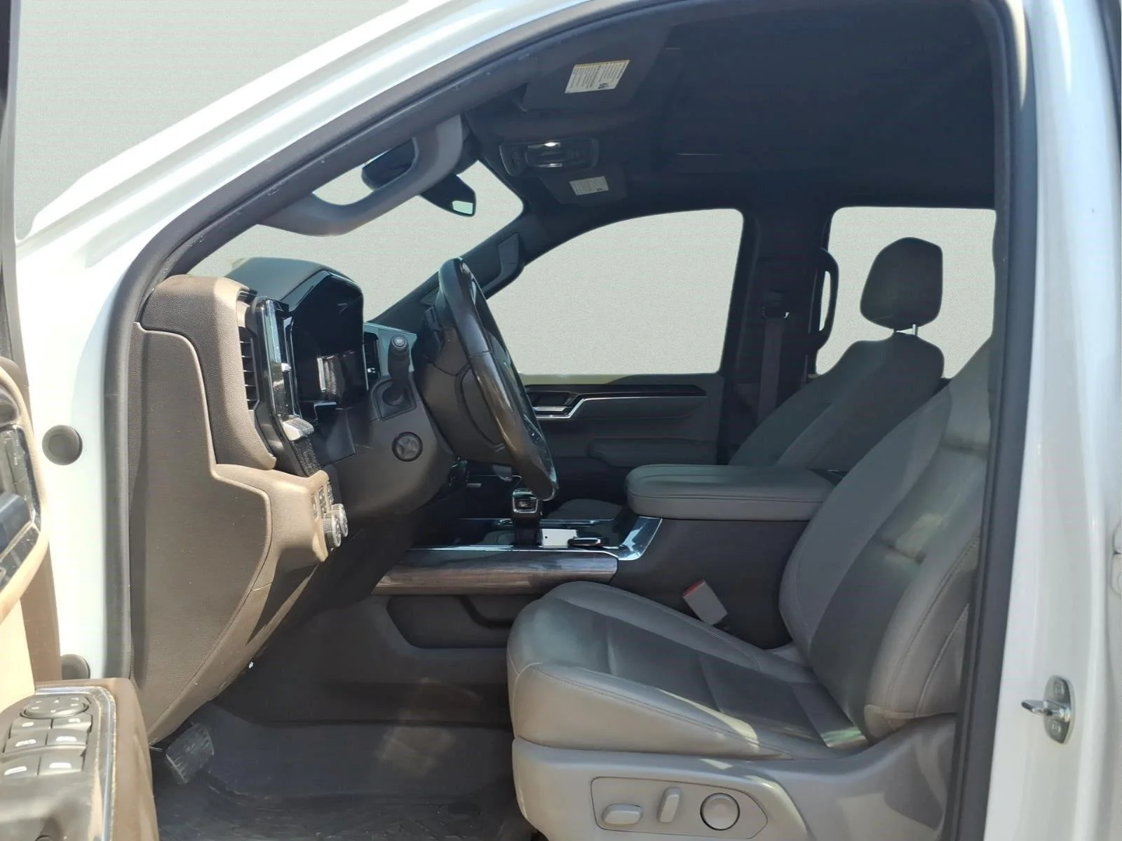 Used 2023 SUMMIT WHITE Chevrolet LTZ image 17