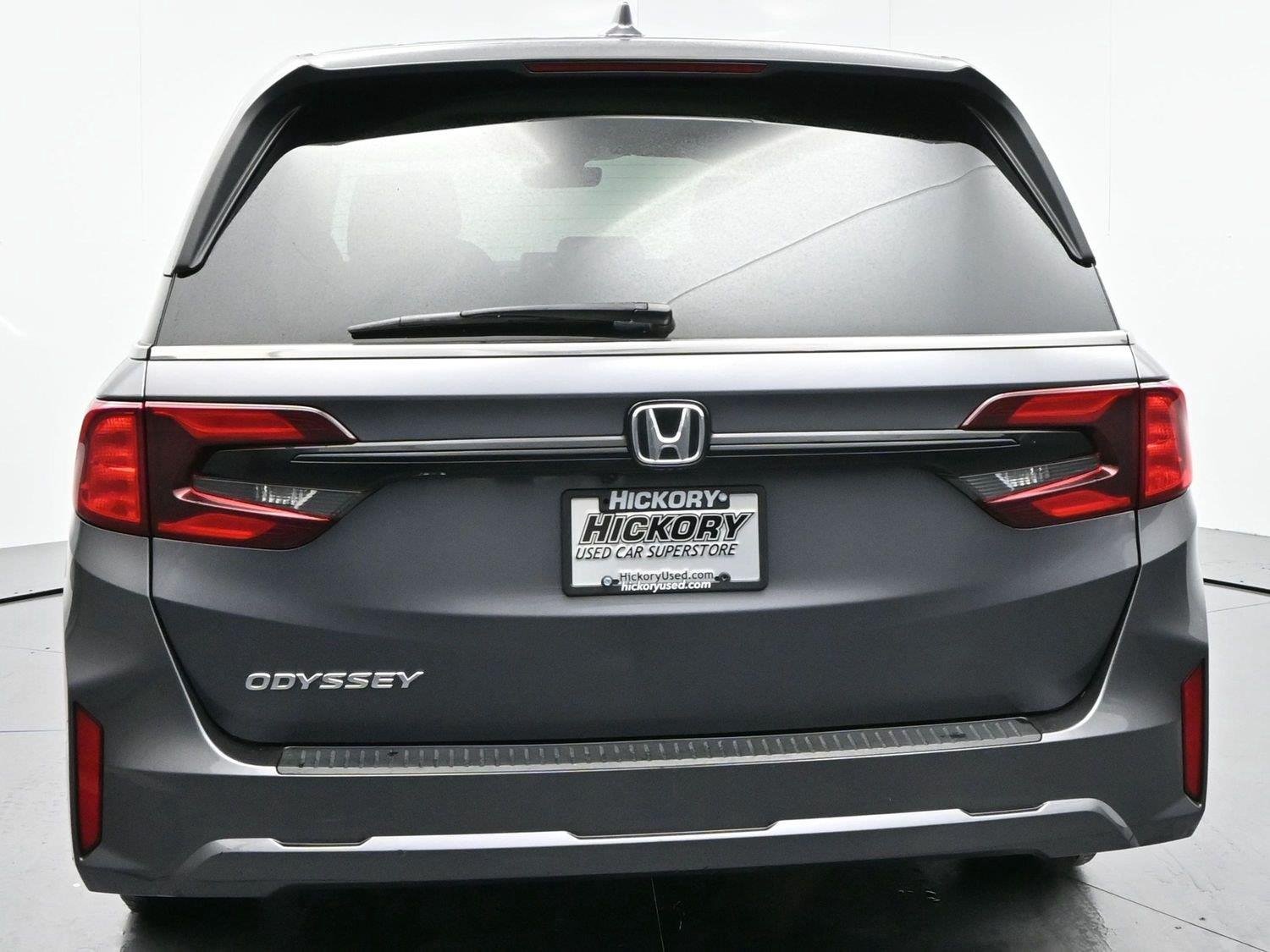 Used 2025  Honda EX-L image 6