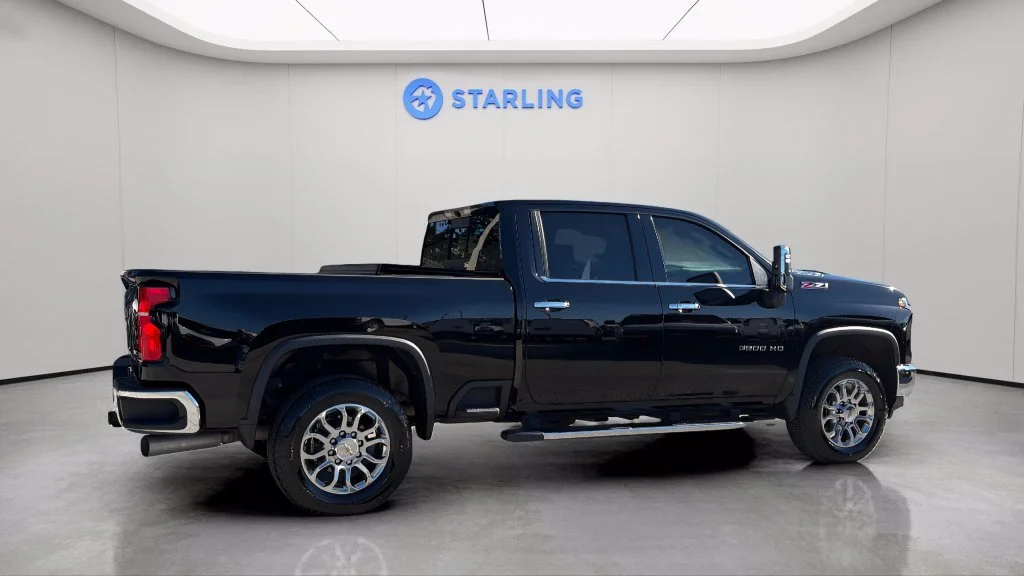 Used 2025 Black Chevrolet LTZ image 10