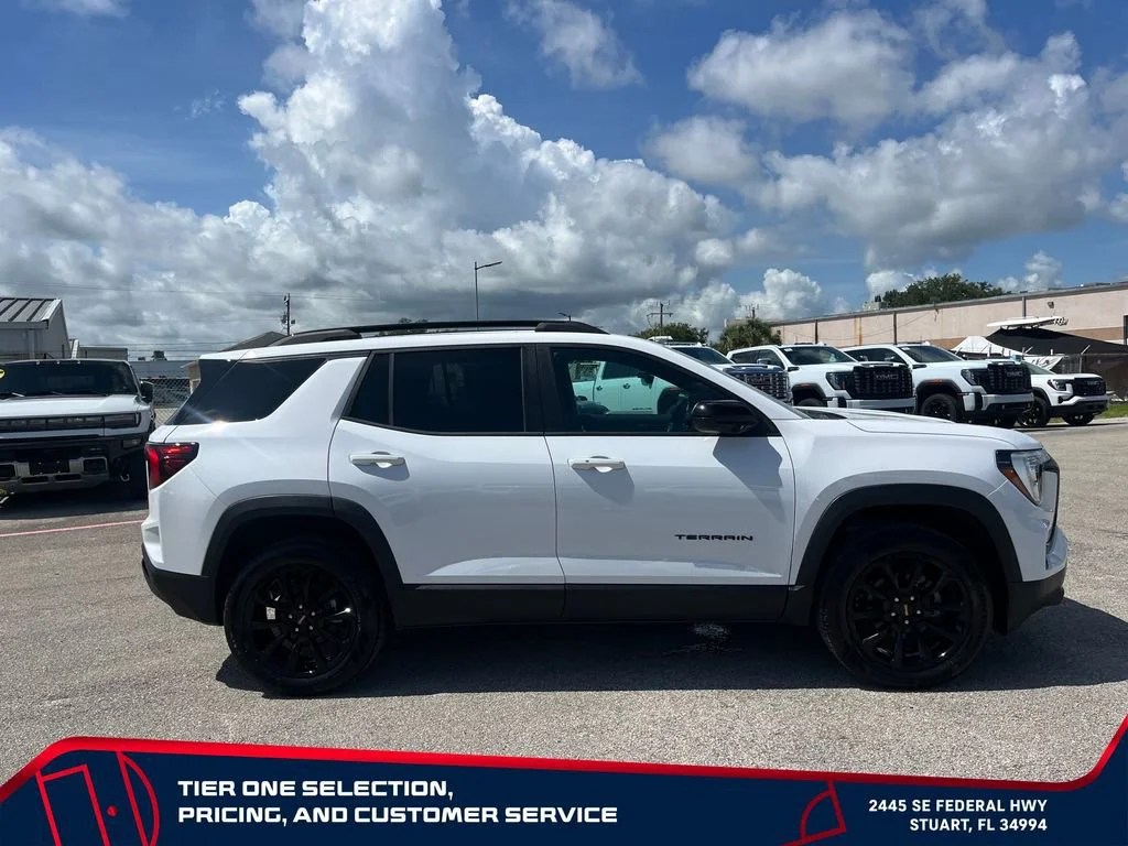 New 2026 Summit White GMC Elevation image 8