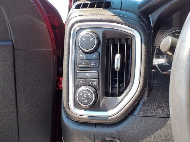 Used 2019 CAJUN RED TINTCOAT Chevrolet LT image 12