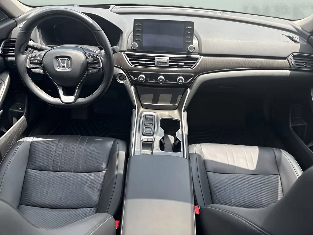 Used 2022  Honda Touring image 15