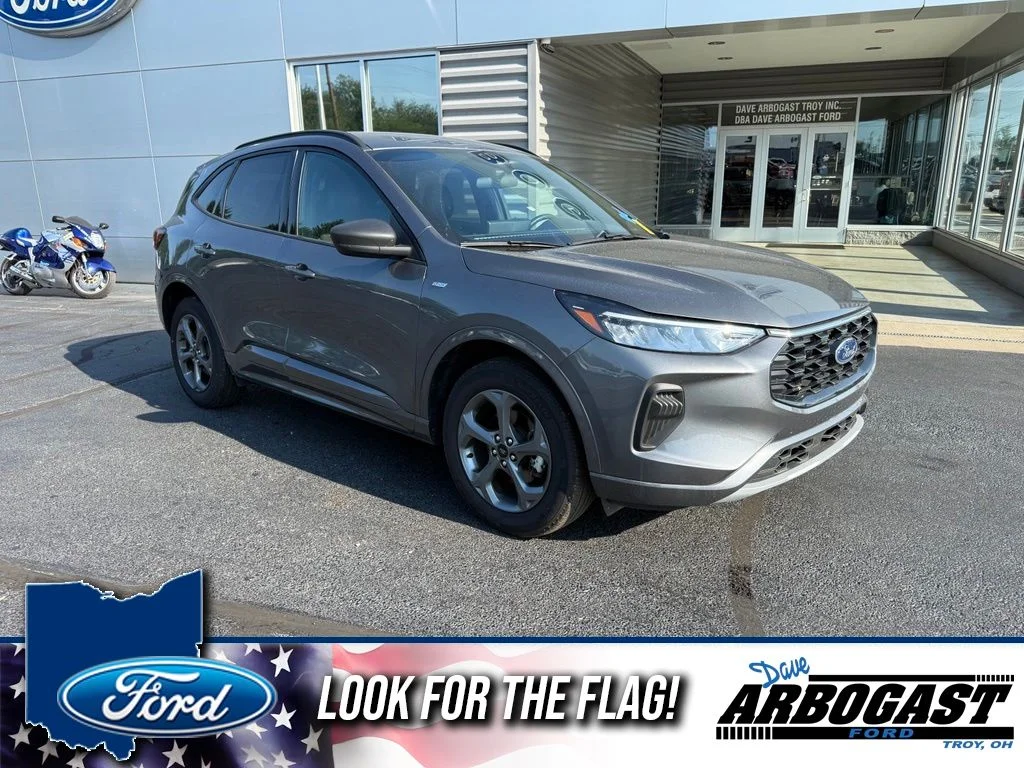 Used 2024 Gray Ford ST-Line image 1