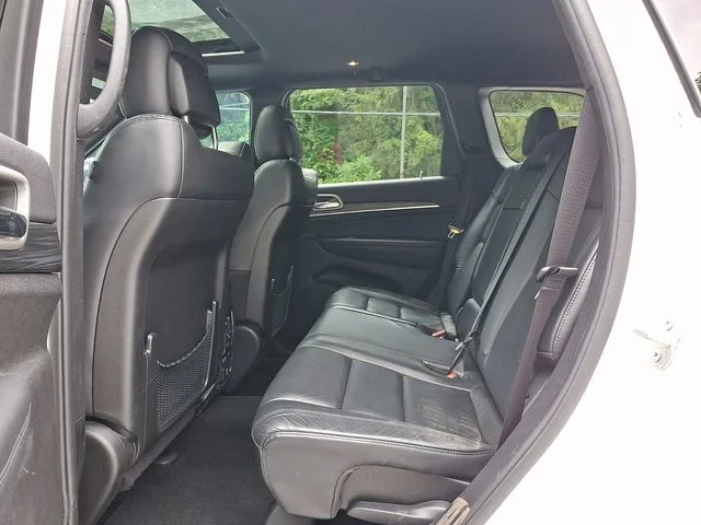 Used 2021 White Jeep Limited image 11