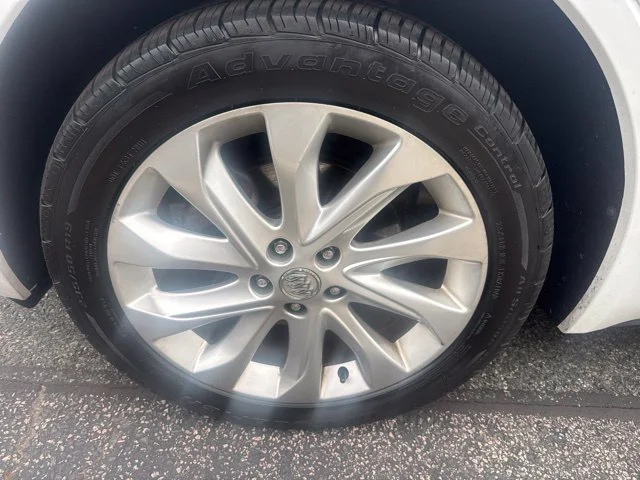Used 2018 White Buick Premium II image 4