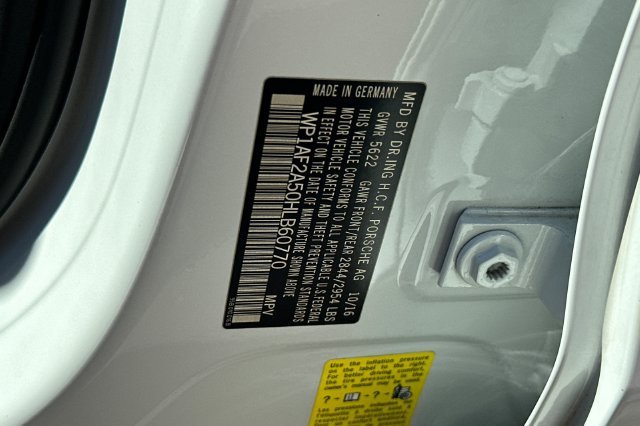 Used 2017  Porsche Turbo image 27