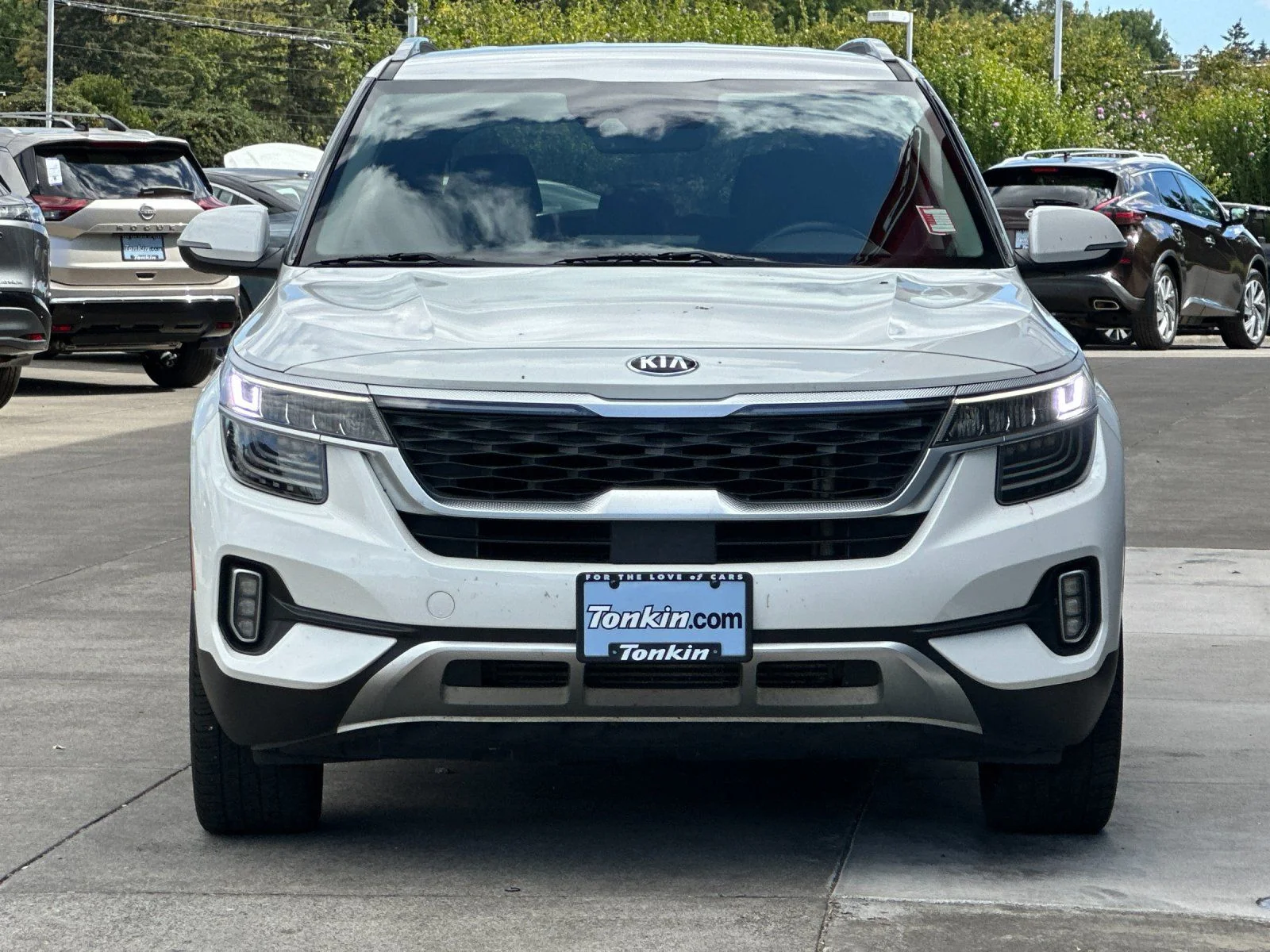 Used 2021 Snow White Pearl Kia SX image 8