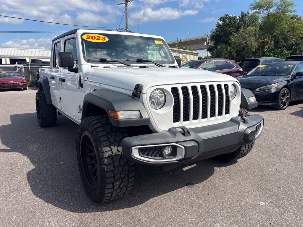 2023 Jeep Gladiator