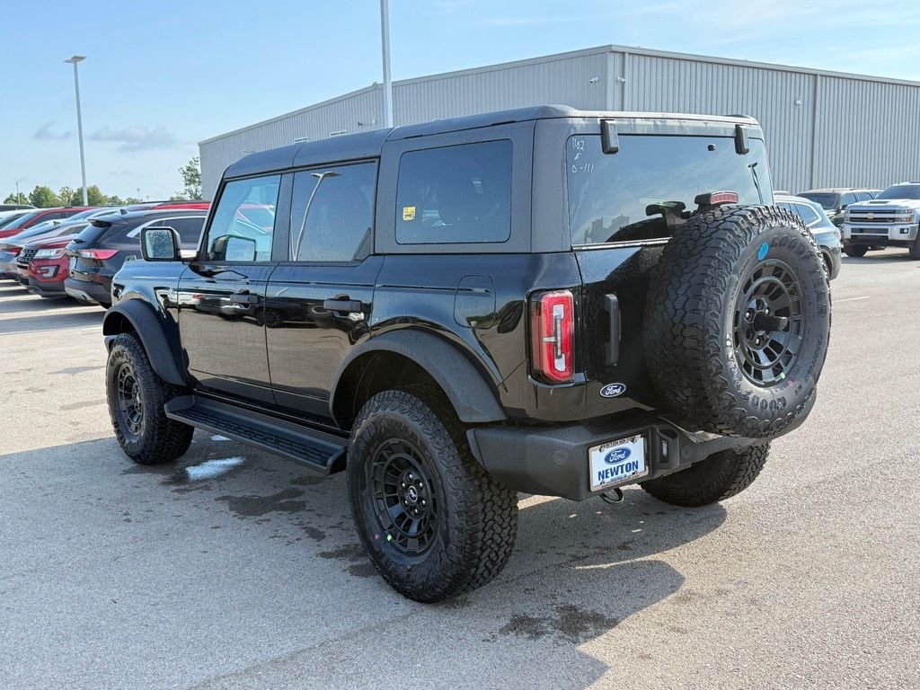 New 2026 Shadow Black Ford Outer Banks® image 38