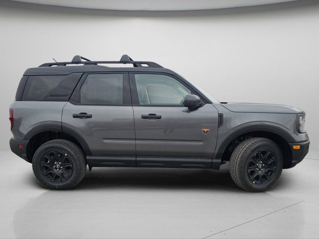 New 2026 Carbonized Gray Metallic Ford Badlands image 51