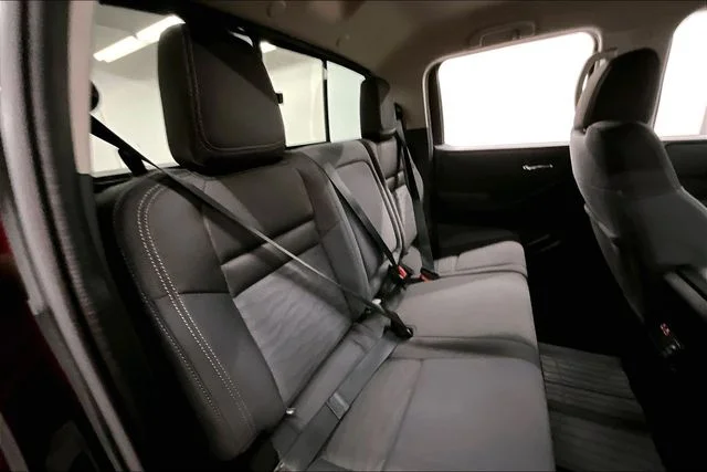 Used 2022 Super Black Nissan SV image 25
