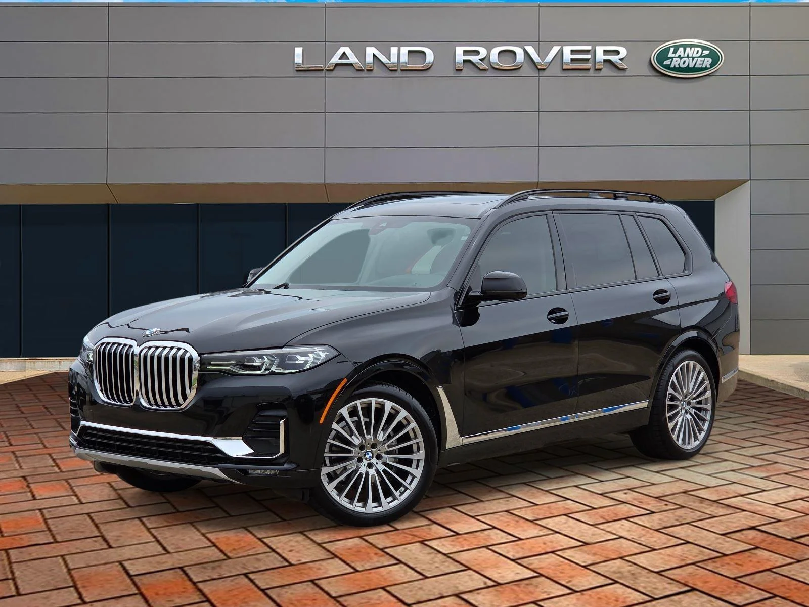 2021 BMW X7 xDrive40i's photo