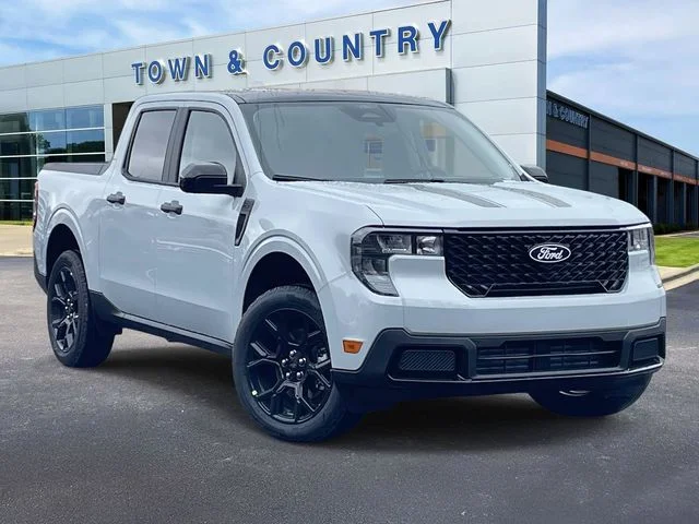 New 2026 Space White Metallic Ford XLT image 1