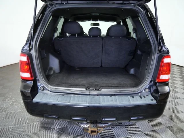Used 2009 Black Ford XLT image 10