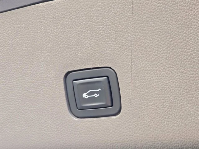 Used 2019 PEPPERDUST METALLIC Chevrolet LT Cloth image 35