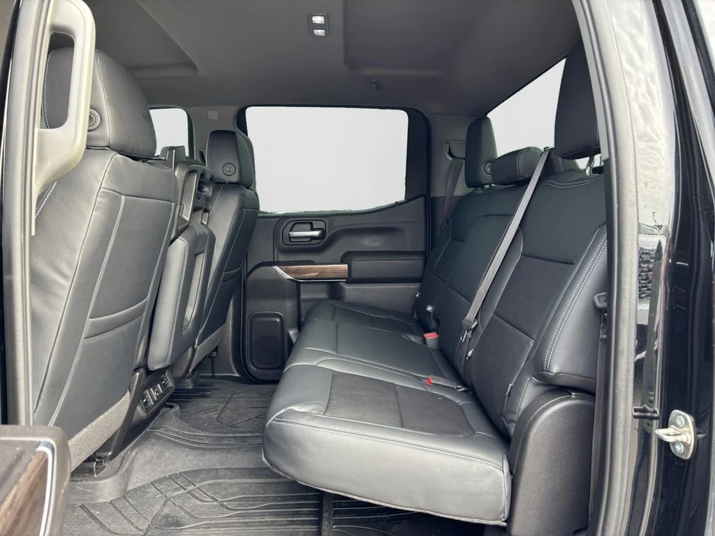 Used 2020 Black Chevrolet RST image 35