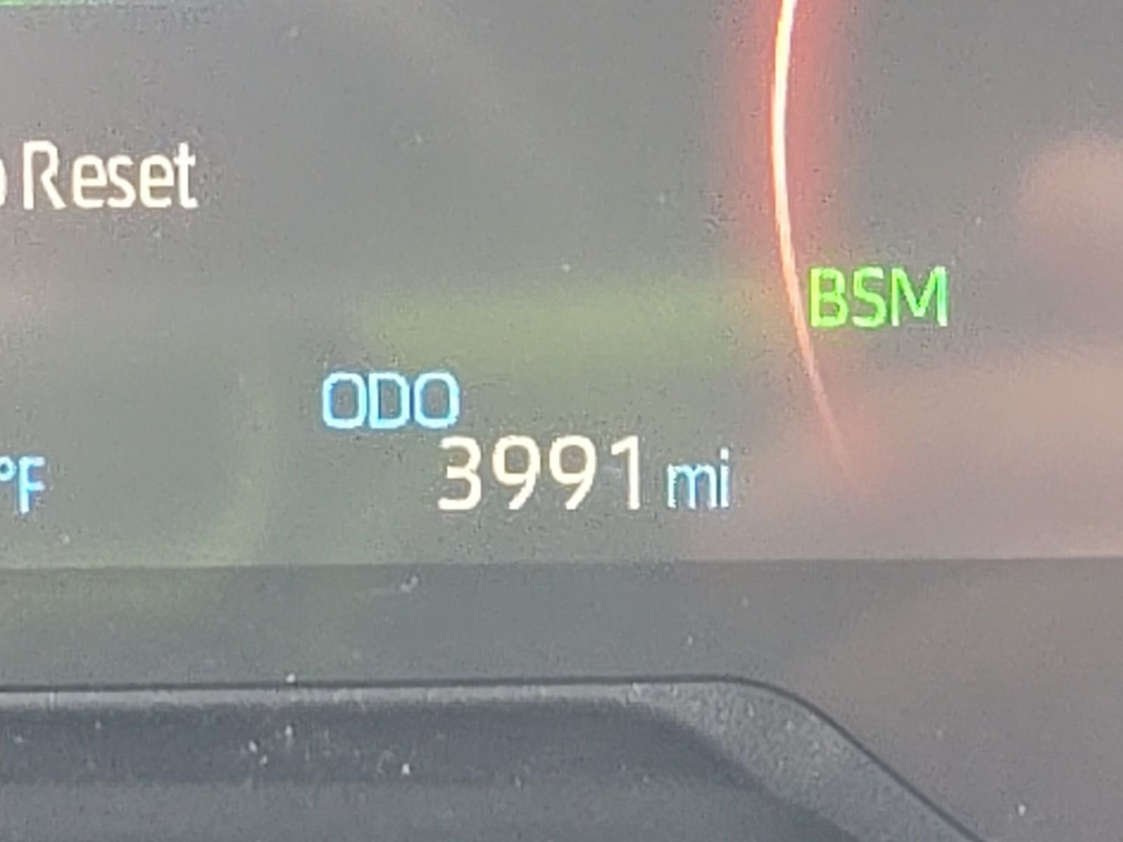 Used 2025 White Toyota XLE image 46