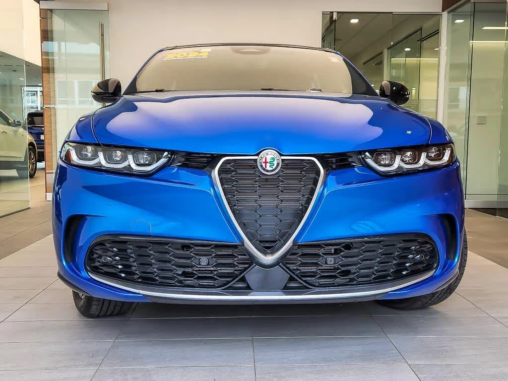 Used 2024  Alfa Romeo Ti image 5
