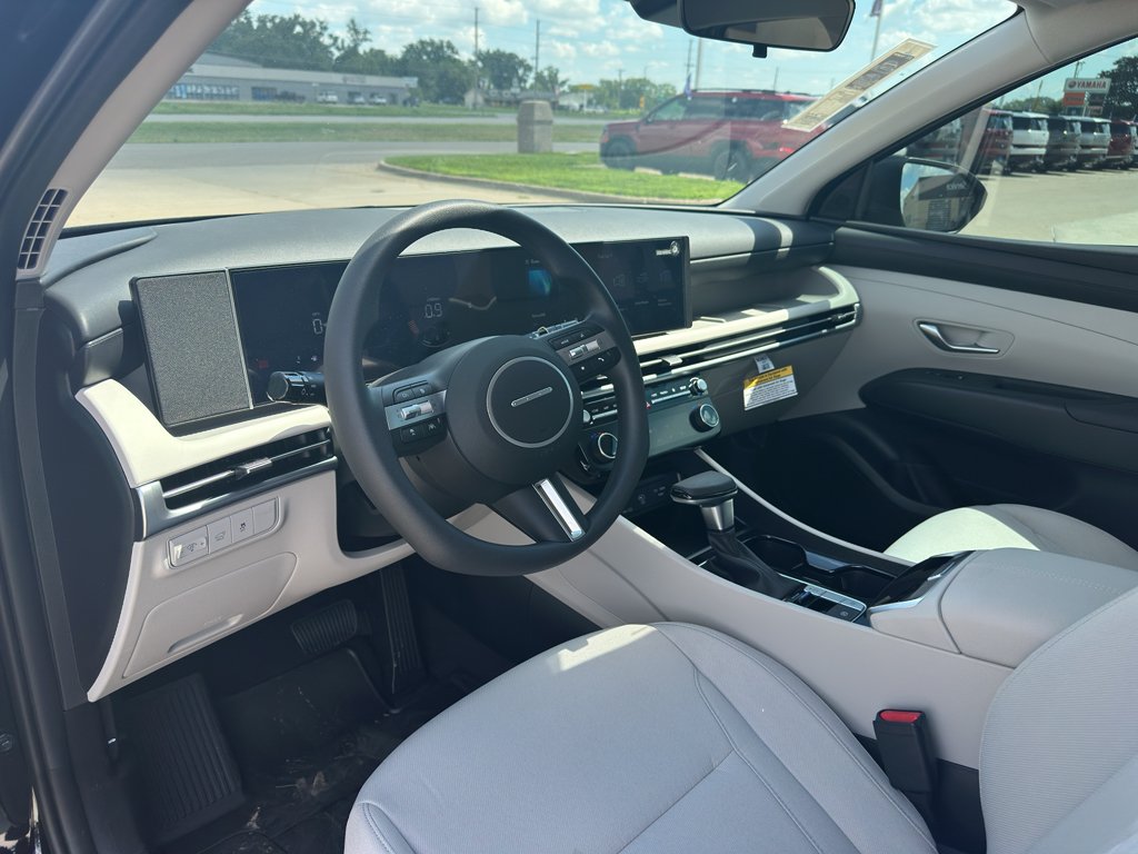 New 2026 Phantom Black Hyundai SEL image 12