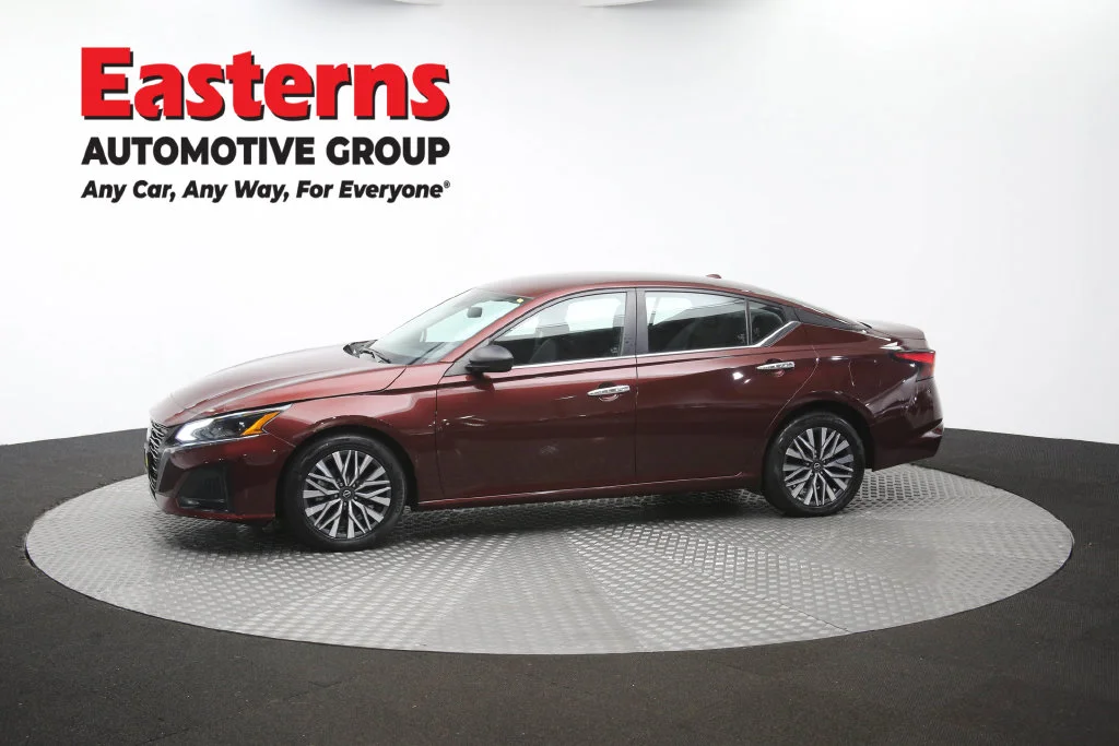 Used 2024 Red Nissan 2.5 SV image 60
