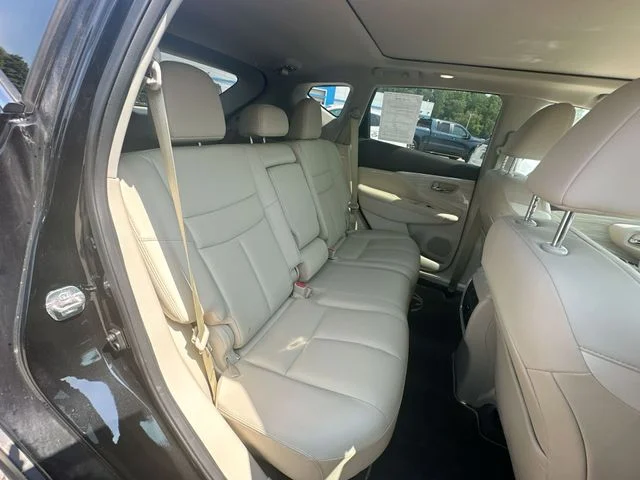 Used 2018 Black Nissan SL image 30