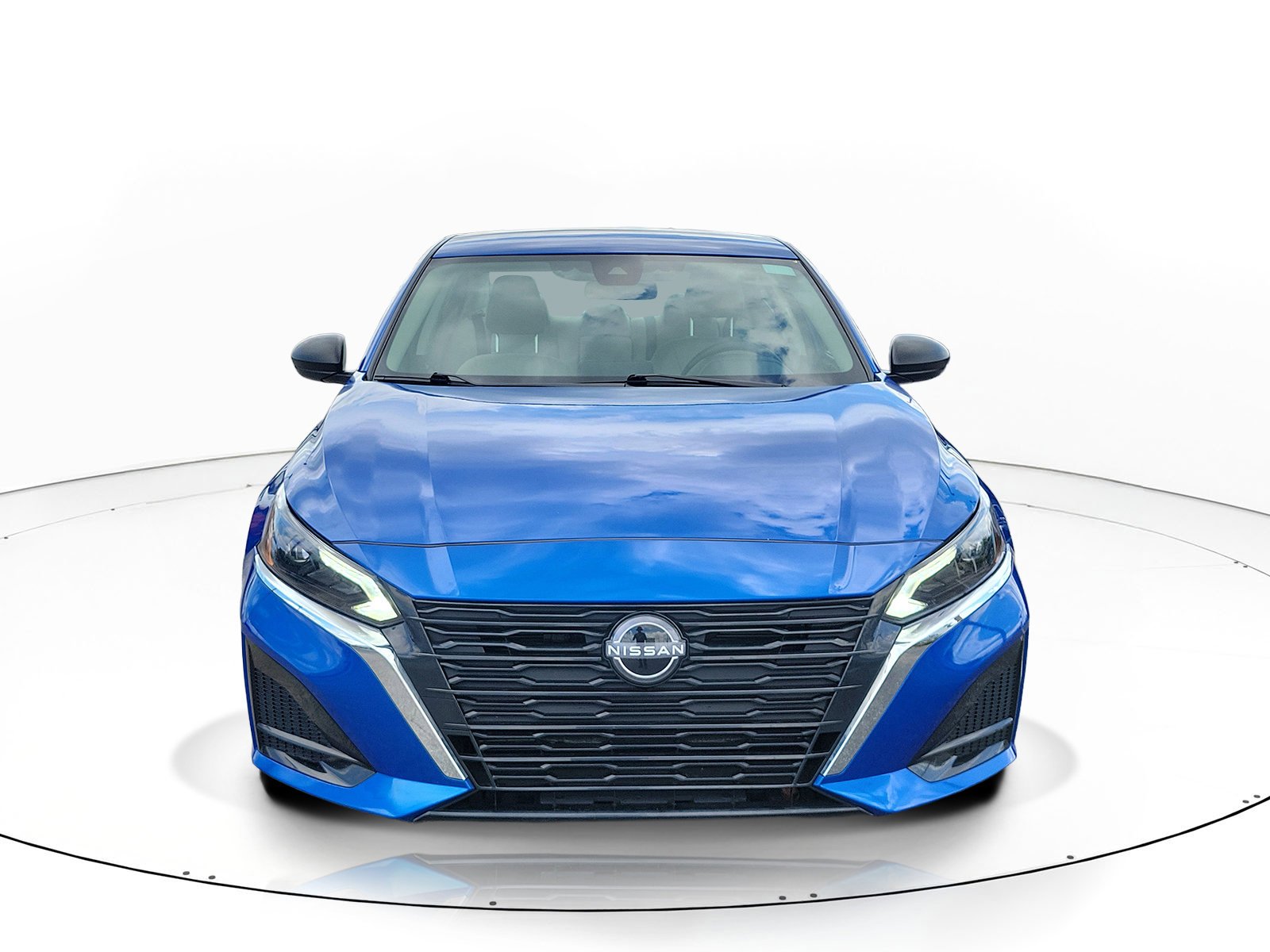 Used 2025 Bluestone Pearl Nissan SV image 1