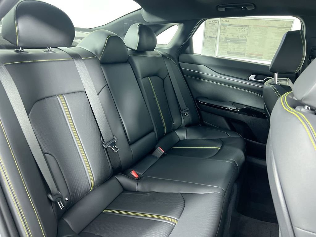 New 2026 Wolf Gray Kia GT image 29