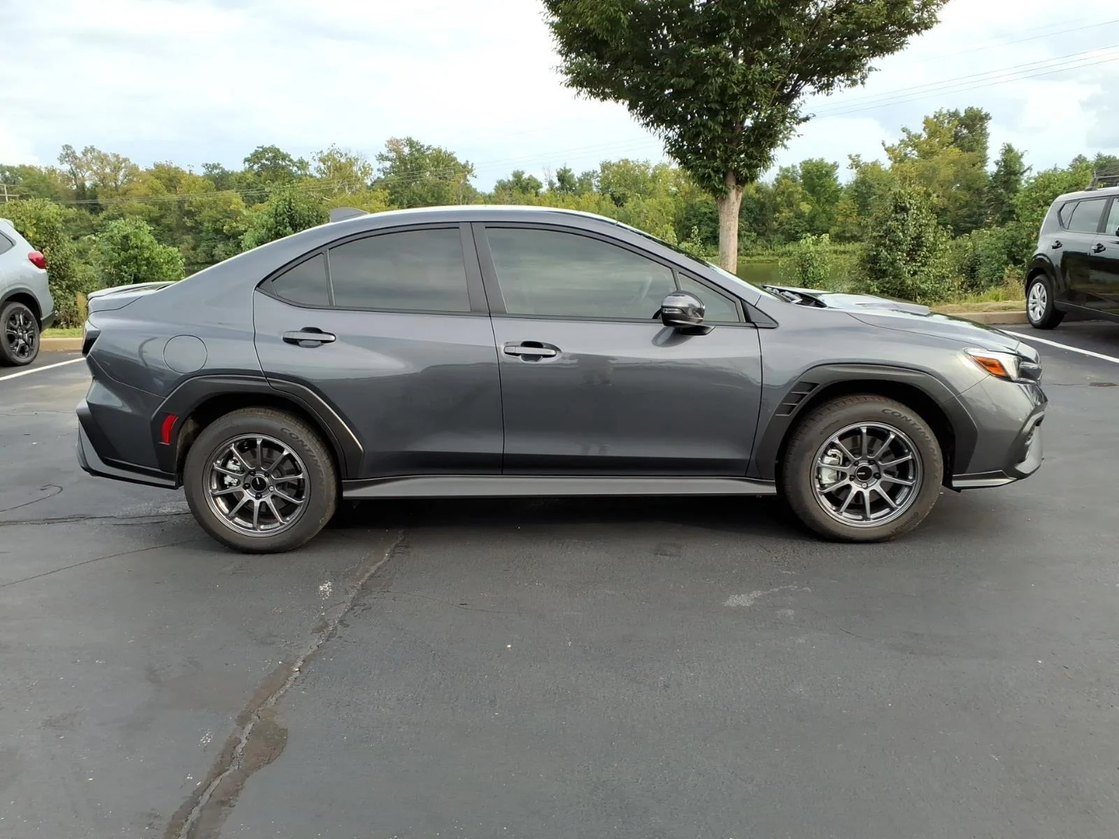 Used 2024 Magnetite Gray Metallic Subaru Limited image 28