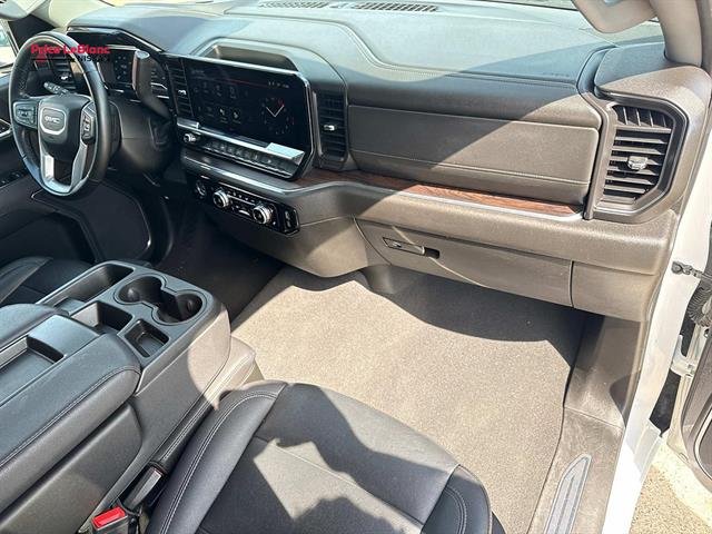 2024 GMC Sierra 1500 SLT - Photo 12