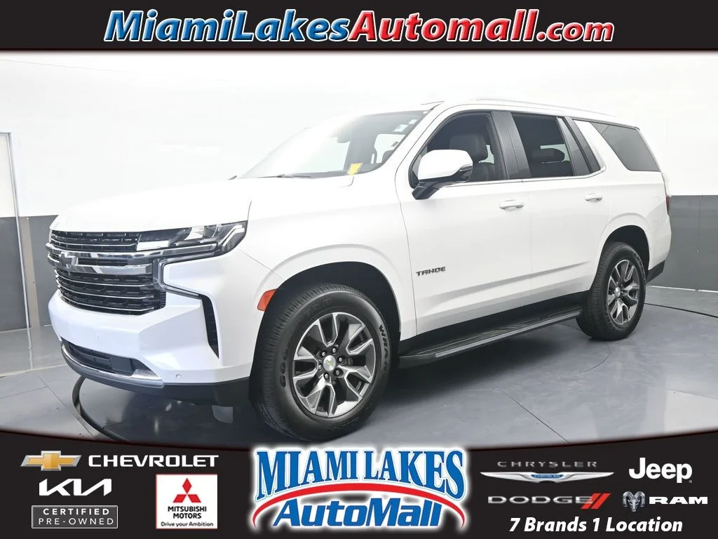 Used 2022 Iridescent Pearl Tricoat Chevrolet LT image 1