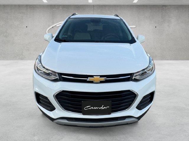 Used 2020 SUMMIT WHITE Chevrolet LT image 18