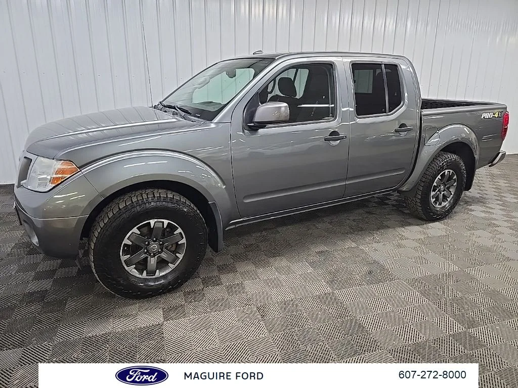 Used 2018 Gray Nissan PRO-4X image 33