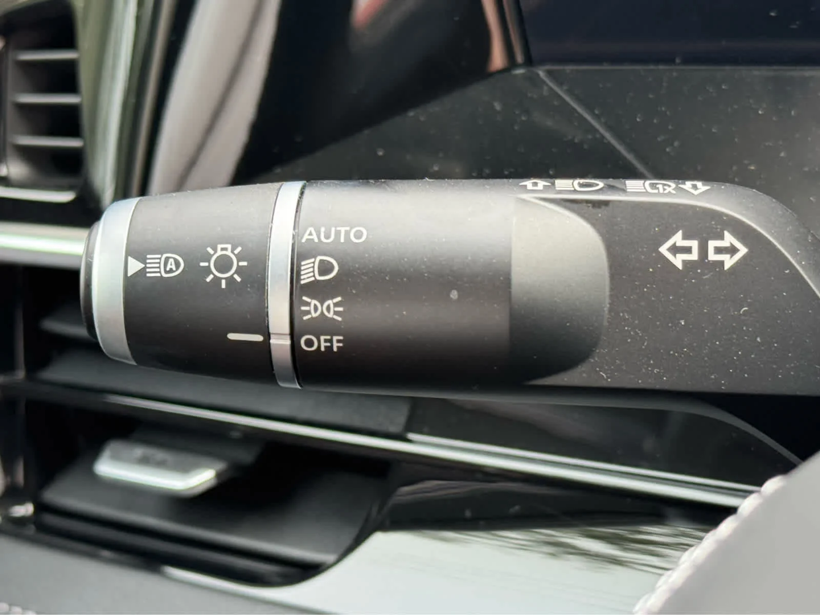 2025 INFINITI QX80 Sensory 4WD - Photo 20