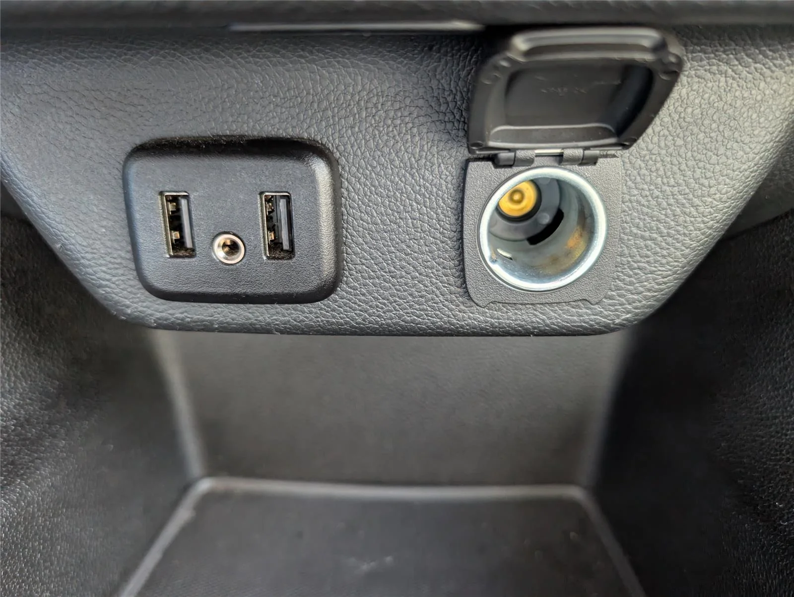 Used 2024 Summit White Chevrolet LS image 22