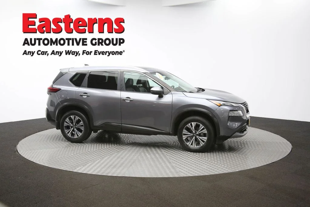 Used 2022 Gray Nissan SV image 45