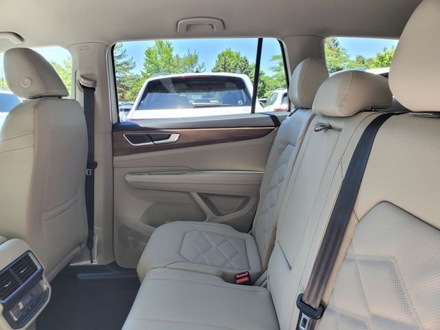 New 2026 White Volkswagen SE image 10
