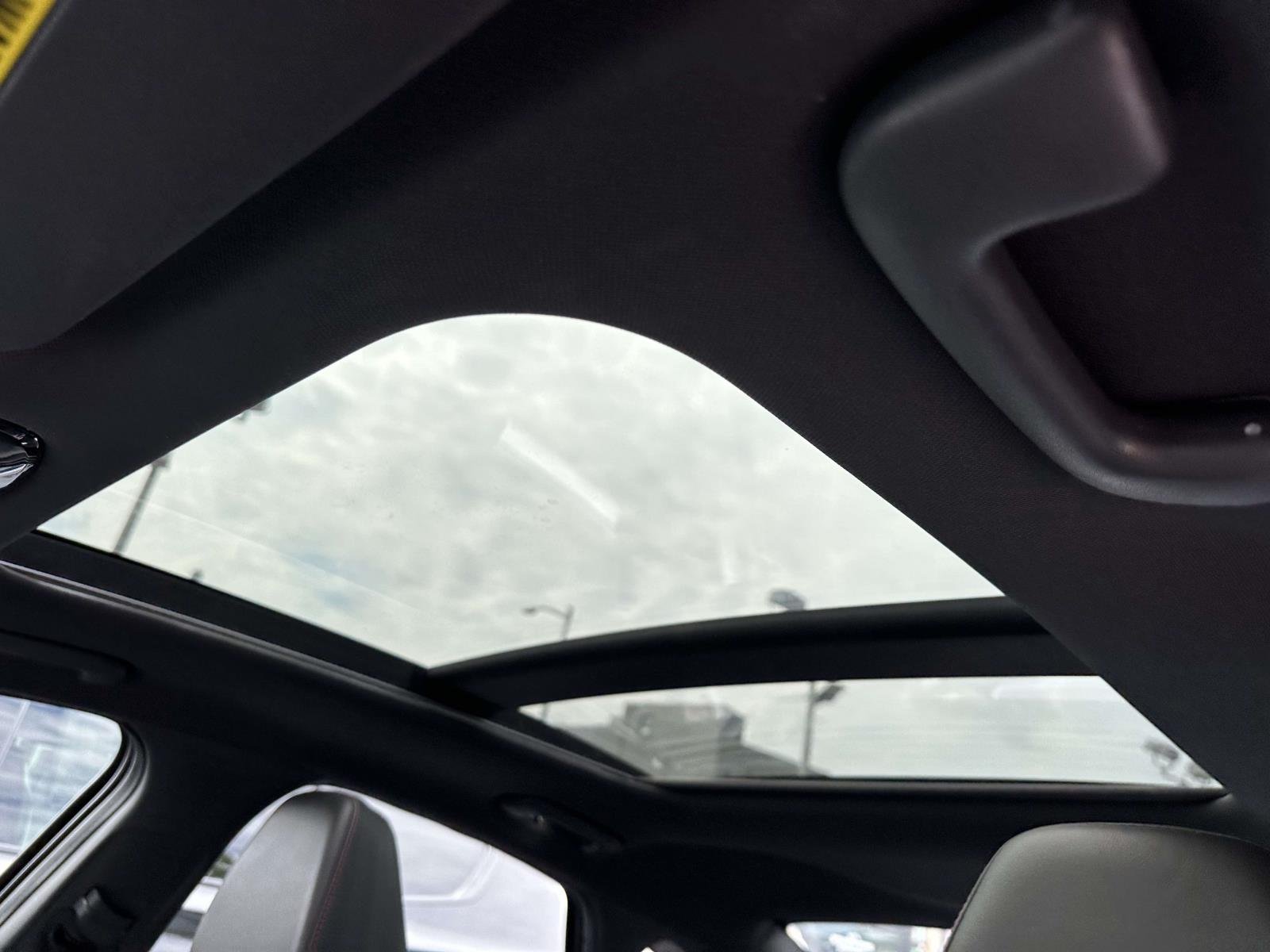 2025 Hyundai Sonata N Line - Photo 17