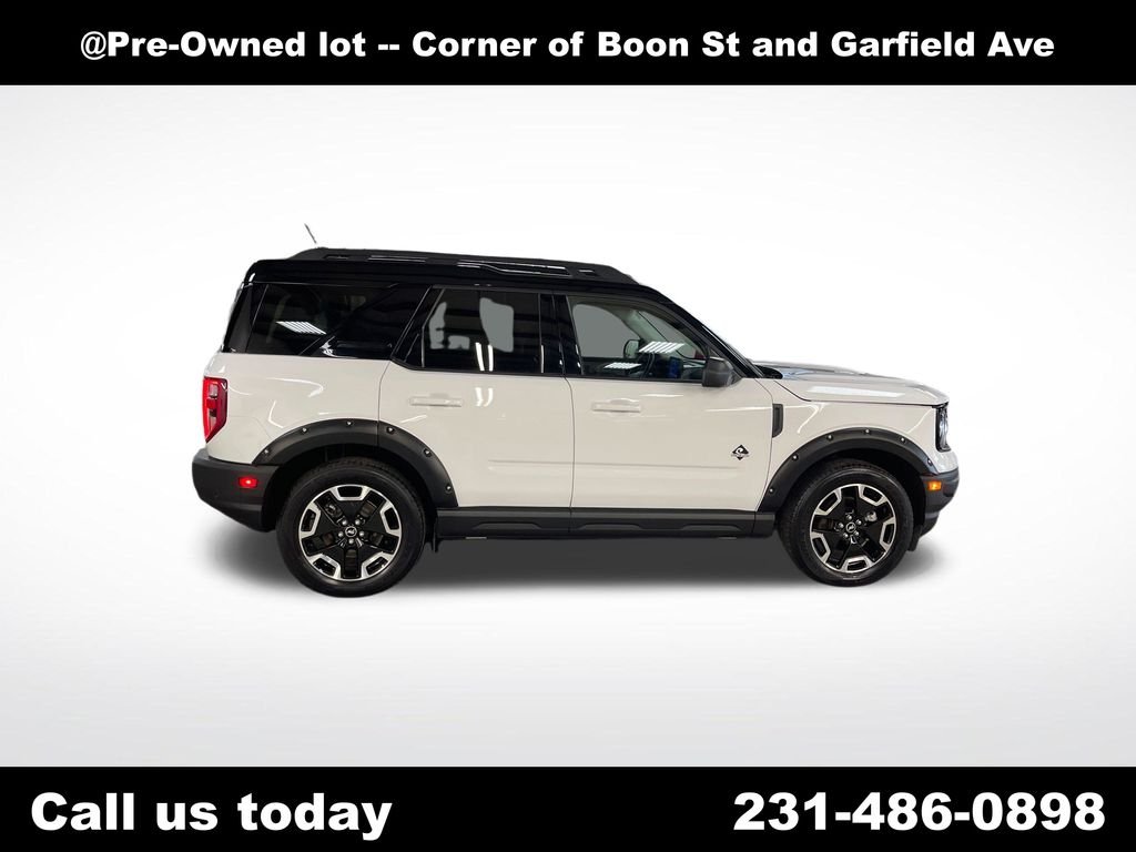 Used 2022 White Ford Outer Banks image 6