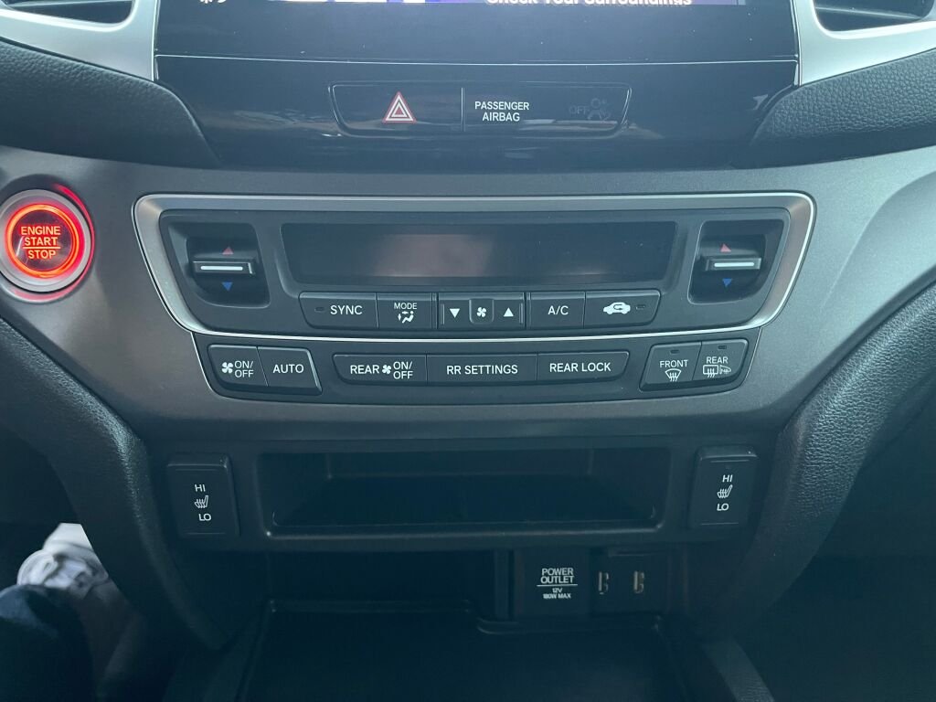 Certified Used 2017  Honda EX-L image 15