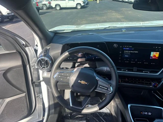 Used 2026 Summit White Chevrolet LT image 16