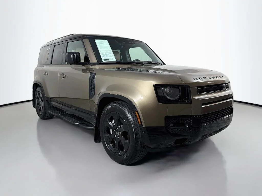 Certified Used 2025 Carpathian Grey Prem Met Land Rover X-Dynamic SE image 3