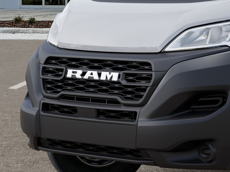 New 2026 Bright White Clear-Coat Exterior Paint RAM Tradesman image 63